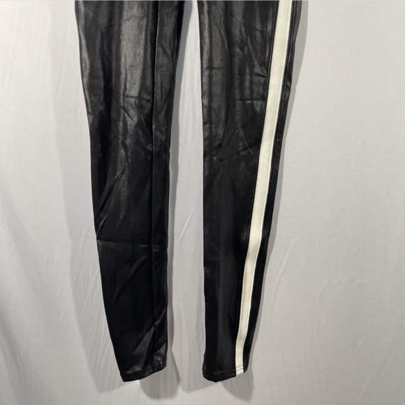 NWT Spanx [ Small ] Side‎ Stripe Faux Leather Leggings in Black/White - Picture 8 of 12